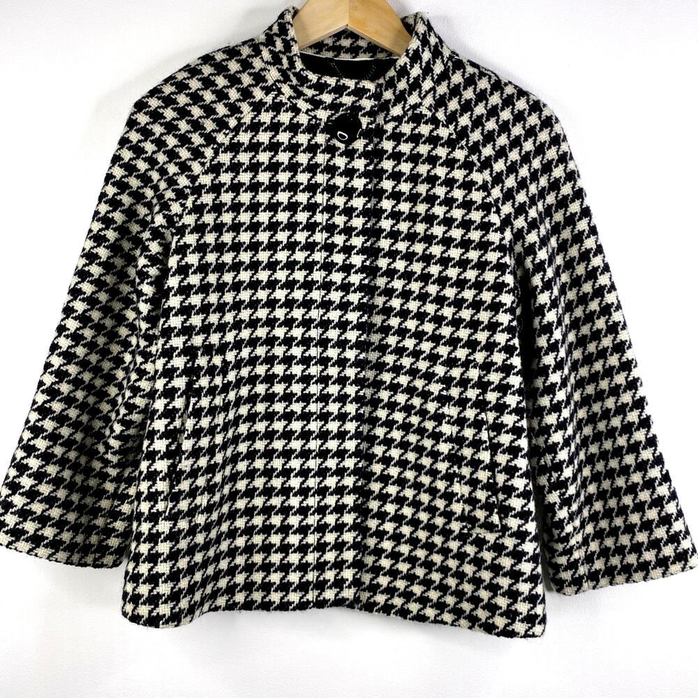 Banana Republic Black and White Houndstooth Coat
